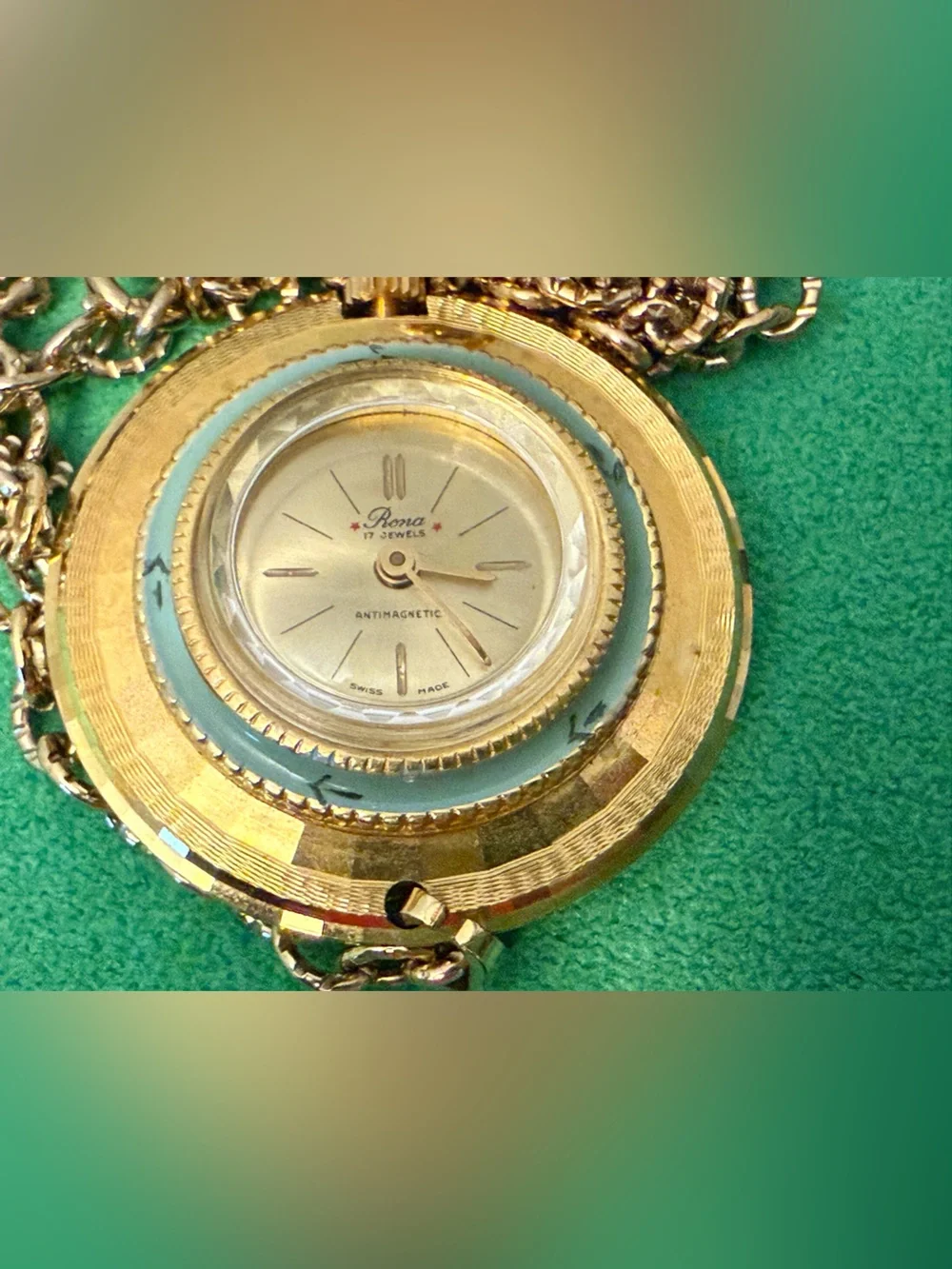 Rona Vintage 17 Jewels Swiss Made Gold-Tone Pendant Watch Necklace Two Sided
